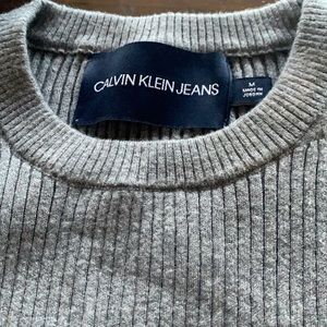 Ladies Grey sweater Calvin Klein new without tags